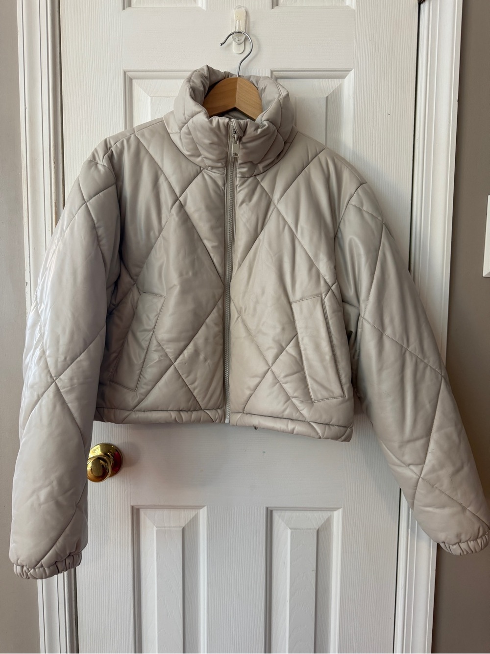 Garage Faux Leather Quilted Cropped Puffer Jacket Light Grey Size Large G/L